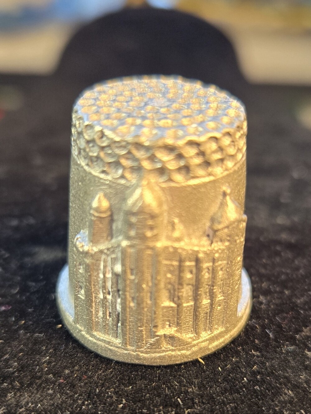 H M Tower of London Pewter Metal Thimble